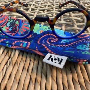 Brand New never worn Blue/Tortoise Readers with Patterned Case +150 strength.